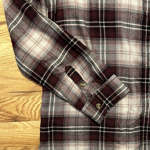 Women’s Large Flannel | American Eagle Outfitters, Gently Used, Extra Soft - Picture 2 of 8